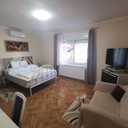 Tini Apartman Balatonfüred Eksteriør billede